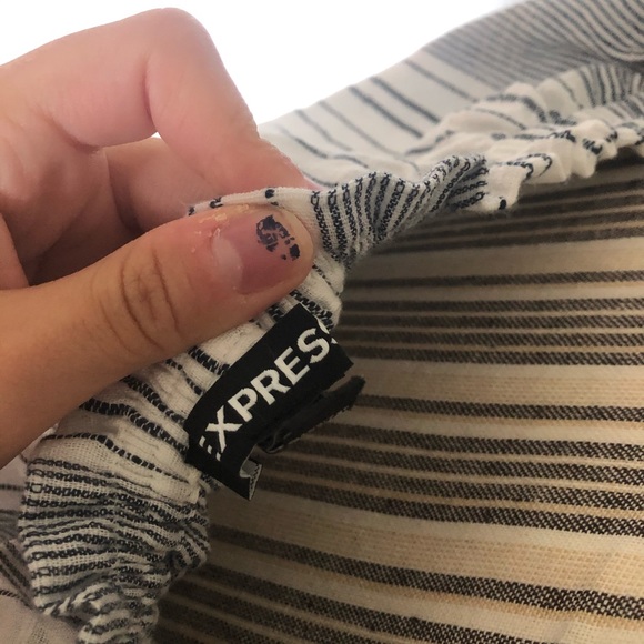 Modest Express maxi length white dress - Picture 3 of 3